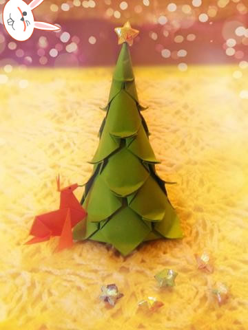 立体折纸圣诞树威廉希尔中国官网
手把手教你制作精美的折纸圣诞树