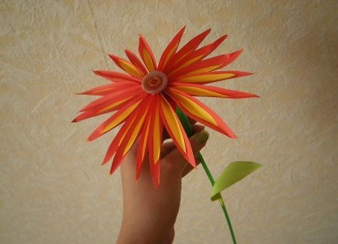 折纸太阳花的简单制作方法手把手教你制作一个漂亮的折纸太阳花