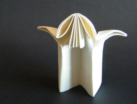 万圣节简单可爱折纸骷髅的折纸视频威廉希尔中国官网
教你制作折纸骷髅