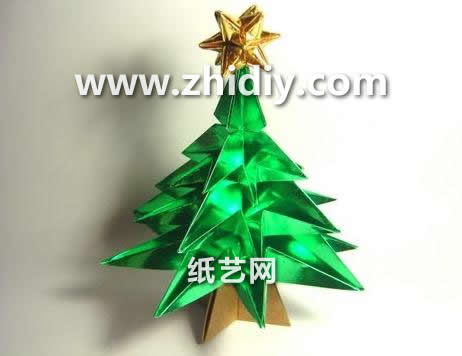 折纸圣诞树的折纸图解威廉希尔中国官网
手把手教你制作精美的折纸圣诞树