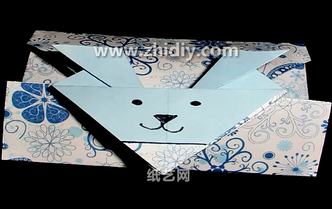 儿童折纸小兔子的折法威廉希尔中国官网
教你学习折纸小兔子信封的折法