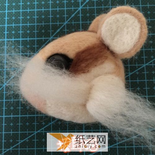 【招耳猫】羊毛毡威廉希尔中国官网
之松鼠胸针 第26步