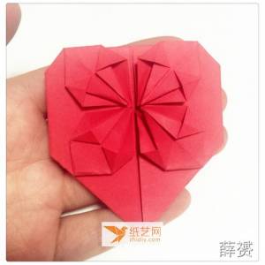 简单的折纸心威廉希尔中国官网

