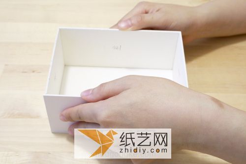 布盒基础威廉希尔中国官网
——覆盖式方形布盒 第13步