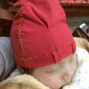 不织布婴儿帽的威廉希尔公司官网
制作方法