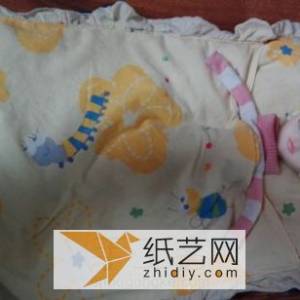 旧枕套旧物改造成为洋娃娃睡袋的制作威廉希尔中国官网
