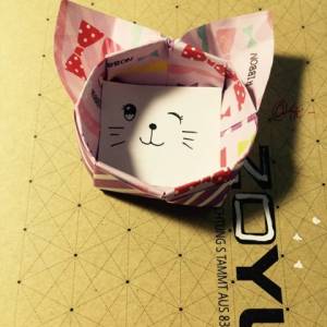 可爱简单的小猫折纸收纳盒制作威廉希尔中国官网
