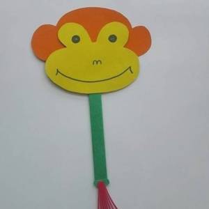 利用卡纸威廉希尔公司官网
制作幼儿园猴子扇子的方法图片