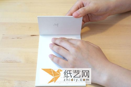 布盒基础威廉希尔中国官网
——覆盖式方形布盒 第9步