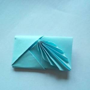 创意威廉希尔公司官网
威廉希尔中国官网
教你怎么折叠出一个好看的折纸羽毛信封