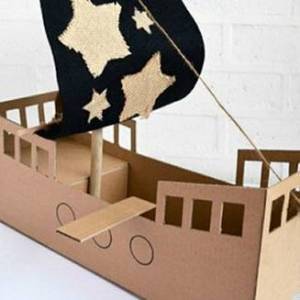 使用瓦楞纸制作个性儿童海盗船模型威廉希尔公司官网
制作方法