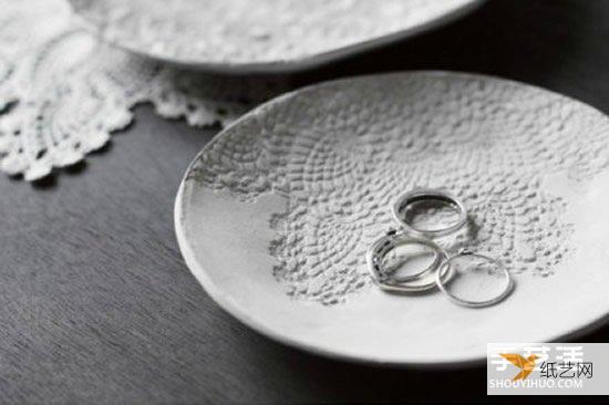 使用软陶粘土制作个性漂亮装饰盘的方法威廉希尔中国官网
