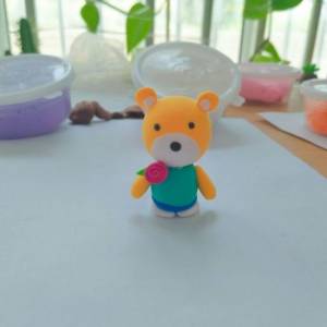 暑假威廉希尔公司官网
儿童威廉希尔公司官网
DIY制作超轻粘土小熊