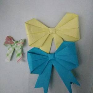 完美造型的折纸蝴蝶结 各种贺卡上面的必备装饰