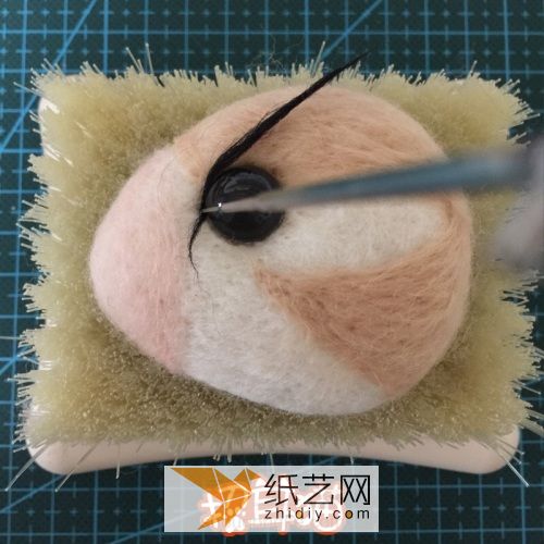 【招耳猫】羊毛毡威廉希尔中国官网
之松鼠胸针 第11步