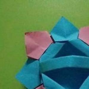 使用折纸折叠八角花篮的四个步骤图解