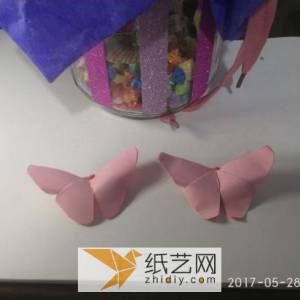 挺简单的折纸蝴蝶 儿童威廉希尔公司官网
制作折纸