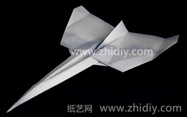 立体纸飞机折法图解威廉希尔中国官网
制作完成图