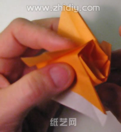 3分钟折纸玫瑰威廉希尔中国官网
折纸玫瑰本身已经更加清晰