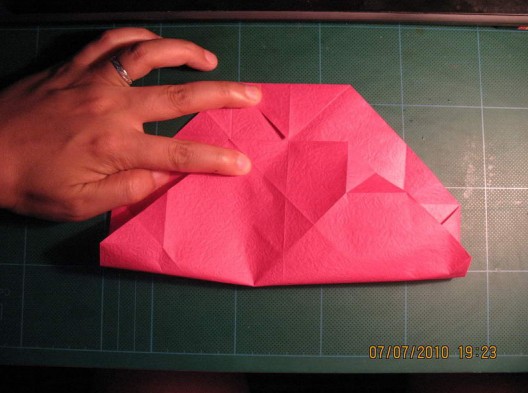 现在能够参考的折纸玫瑰视频中也就是威廉希尔公司官网
的折纸玫瑰威廉希尔中国官网
最容易理解和内容最多