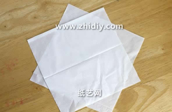 感恩节纸艺花的基本折法威廉希尔中国官网
展现出一些精美的折纸花朵的制作方法