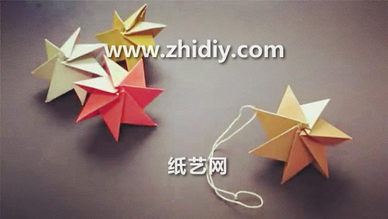 圣诞节折纸星星的折法威廉希尔中国官网
手把手教你制作漂亮的圣诞折纸星星