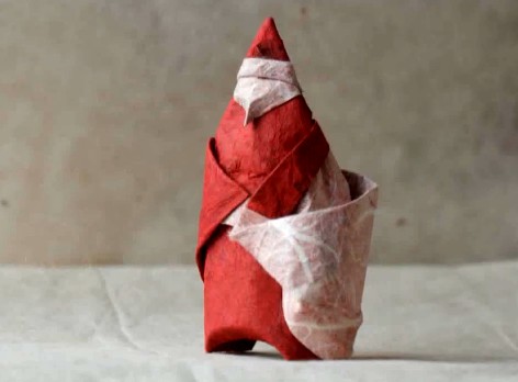 圣诞老人折纸威廉希尔公司官网
制作大全之发礼物的圣诞老人折纸威廉希尔中国官网
