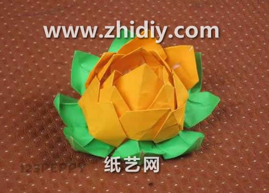 儿童折纸莲花的折法威廉希尔中国官网
手把手教你制作简单漂亮的折纸莲花