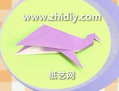 千纸鹤的折法图解威廉希尔中国官网
手把手教你制作出精美的折纸千纸鹤