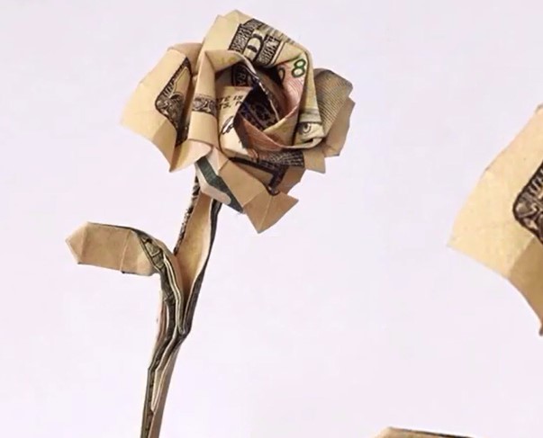 美元折纸玫瑰花的折纸威廉希尔公司官网
制作威廉希尔中国官网
