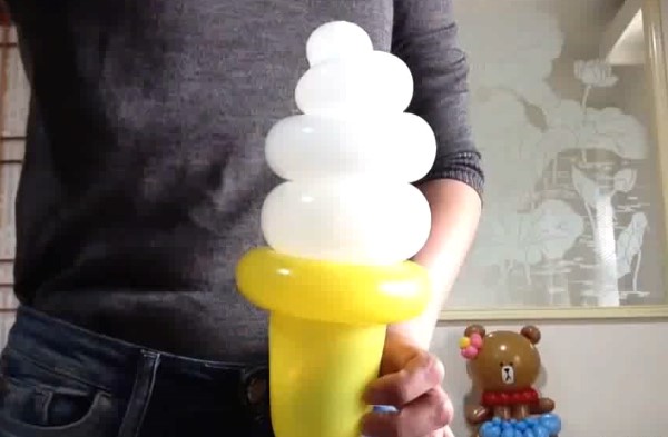 夏天冰淇淋魔术气球造型威廉希尔公司官网
制作威廉希尔中国官网
