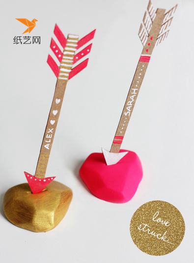 情人节的浪漫心形餐桌小装饰制作威廉希尔中国官网
