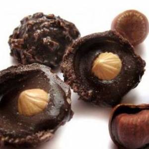 超轻粘土制作的好吃费列罗巧克力方法威廉希尔中国官网
