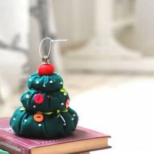 不织布制作的可爱圣诞树制作威廉希尔中国官网
