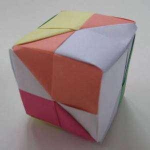 谜样的折纸立方体的制作威廉希尔中国官网
