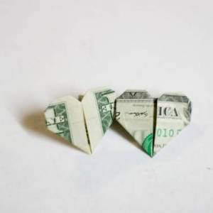 手把手教你钱币折纸双心情人节礼物表白利器制作威廉希尔中国官网
