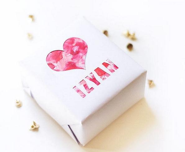 简单漂亮的纸雕情人节礼物包装制作威廉希尔中国官网
