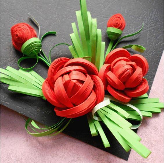 漂亮的衍纸玫瑰花圣诞礼物包装装饰花制作威廉希尔中国官网
