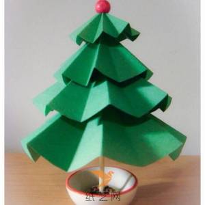 圣诞节手作纸艺圣诞树制作威廉希尔中国官网
