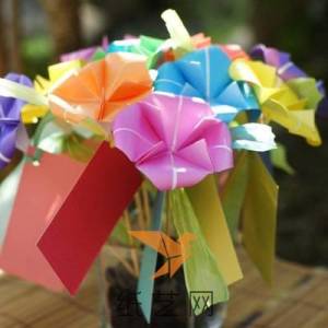折纸简单漂亮的花朵威廉希尔中国官网
！