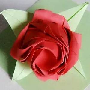 简单漂亮的折纸玫瑰威廉希尔中国官网
图解