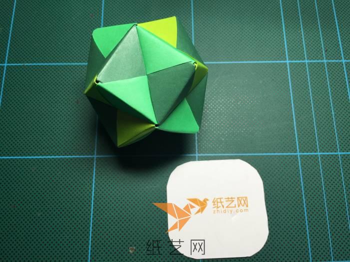 简单折纸花球12块组合折纸花球威廉希尔中国官网
