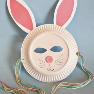 用纸盘子制作的可爱兔子面具威廉希尔中国官网
