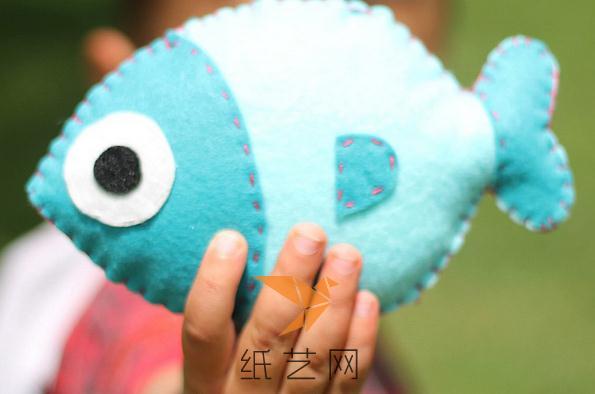 可爱的小鱼玩偶制作威廉希尔中国官网
