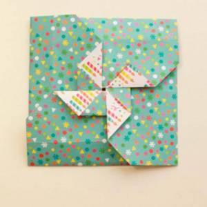 小风车样子的折纸信封制作威廉希尔中国官网

