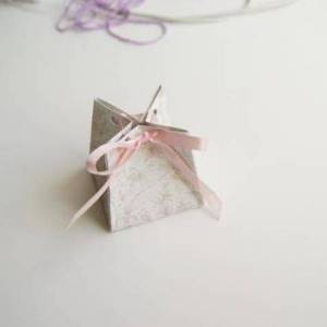 圣诞节礼物包装盒折纸盒子制作威廉希尔中国官网
