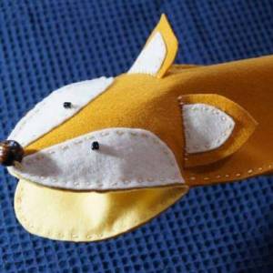 圣诞节礼物可爱小狐狸手套布偶制作威廉希尔中国官网

