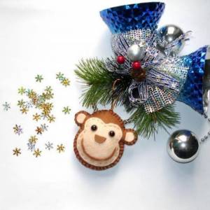 圣诞节礼物可爱的布艺小猴子制作威廉希尔中国官网
