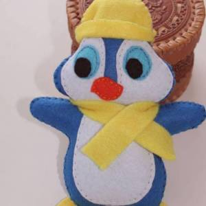 圣诞节礼物可爱小企鹅玩偶制作威廉希尔中国官网
