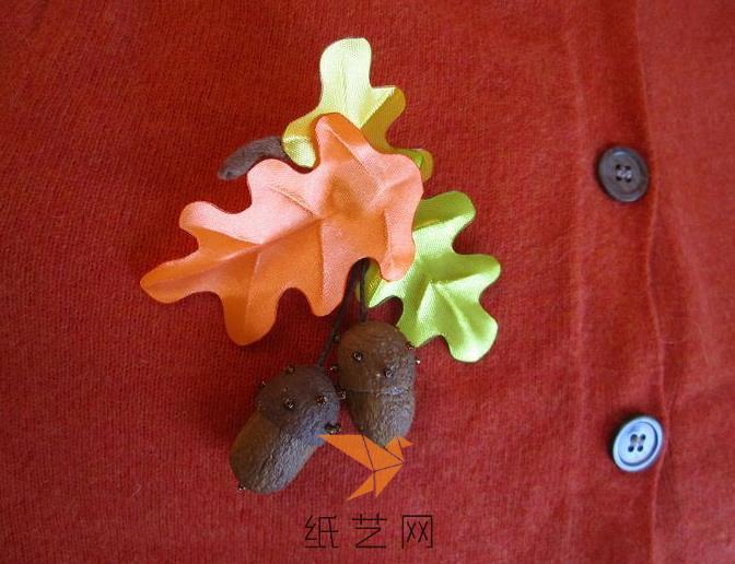 圣诞节礼物圣诞节风格胸针制作威廉希尔中国官网
